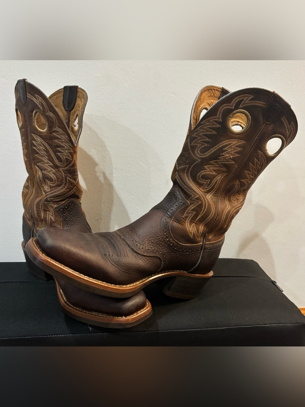 Ariat Heritage Roughstock Western Boot - Men's Square Toe Leather Work Boot 9.5d
